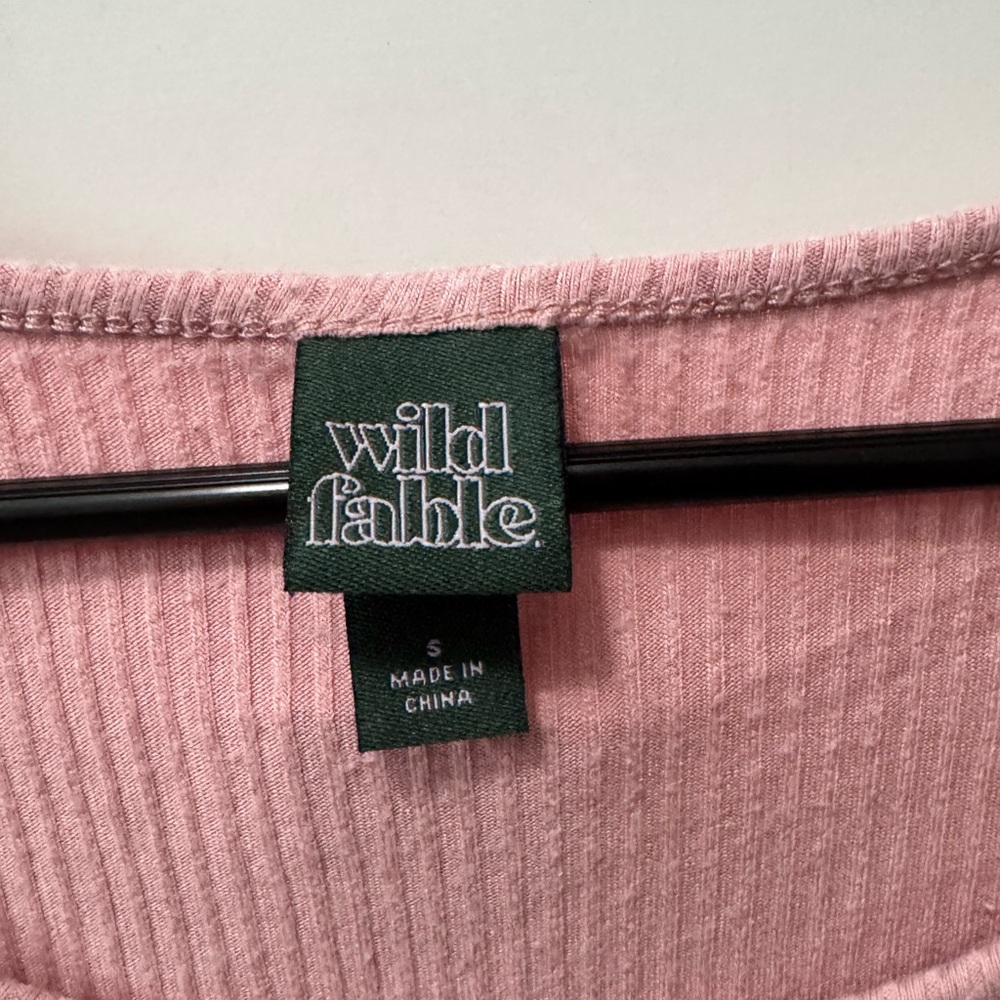 Pink Ribbed Women's Top - Picture 4 of 4
